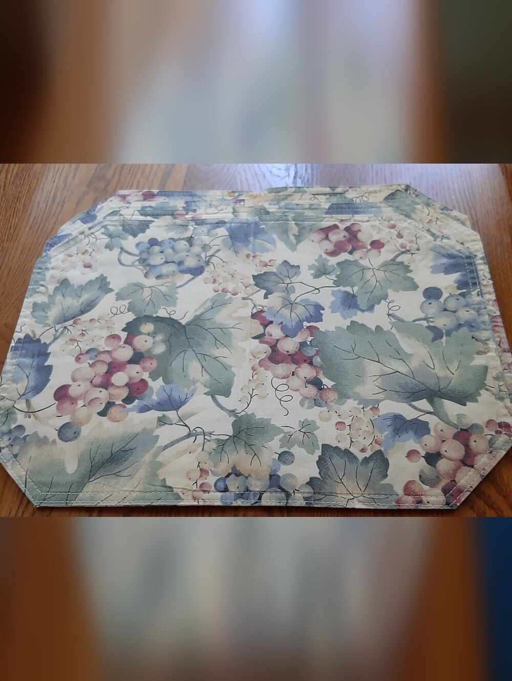 Leaves & Grapes Placemats Set Of 4
